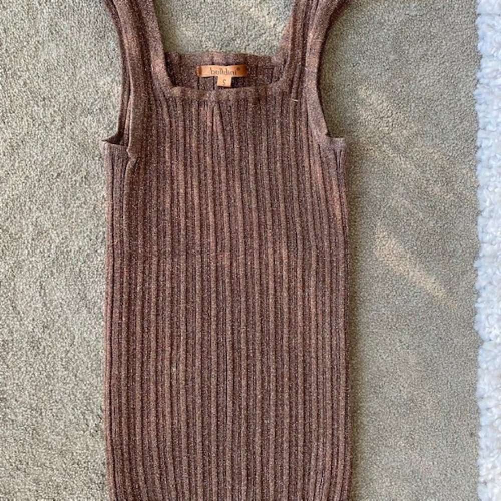 Sleeveless Stretchy Top